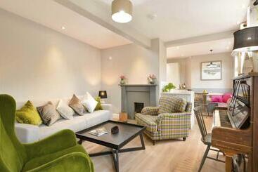 관광객 아파트 Steprock Cottage