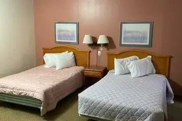 Travelers Motel