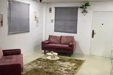 آپارتمان‌های توریست‌ها Charming 1 Bed House In Georgetown