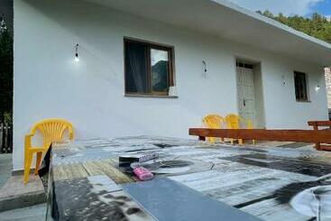 Pensiune Thethi Mountain