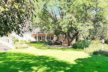 Ferienwohnungen Farm Stay At Saffron Cottage On Haldon Estate