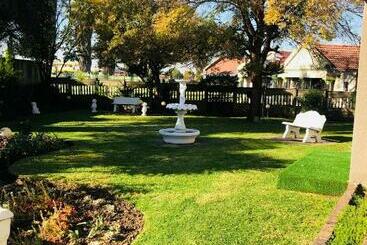 Pensão Cassandra @80