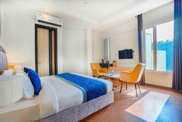 Grand Cabbana By Levelup Hotels