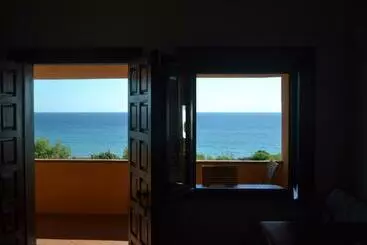 Apartamentos turísticos Il Tramonto   Appartamento In Prima Fila, Fronte Spiaggia Con Vista Mare Panoramica
