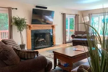 ツーリストアパートメント Multi Level Stratton Mountain Home