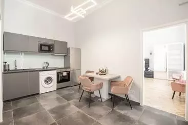 Prime Star Fashion Street Modern Luxury Apartments