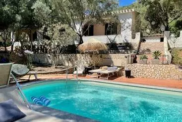 ツーリストアパートメント Villa Chiara A Torre Delle Stelle