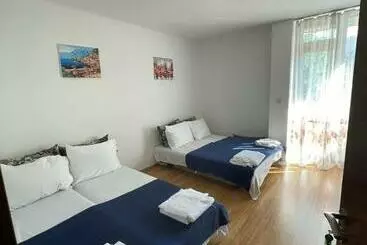 Turistihuoneistot Villa Flora Sp Apartments