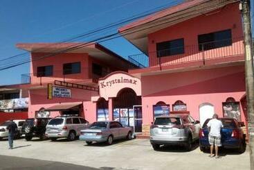 ツーリストアパートメント Economika