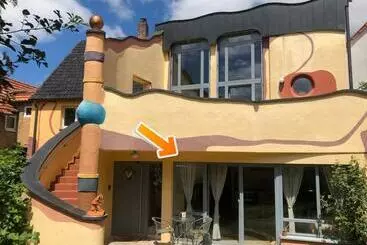 Tourist flats Ferienwohnung Hundertwasser Marktheidenfeld