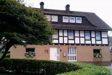 ツーリストアパートメント Ferienwohnung Uli