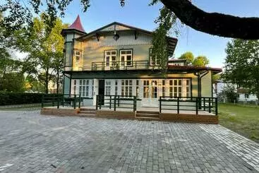 آپارتمان‌های توریست‌ها Villa Heermeyer