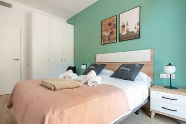 Жильё для туристов Limehome Barcelona Carrer De Besalú 90