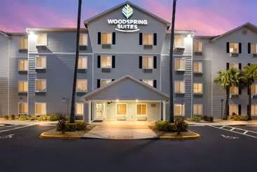 هتل Woodspring Suites Orlando North  Maitland
