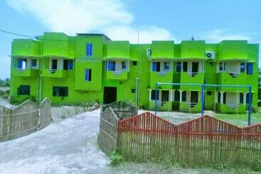 Hotel Monika Beach Resort