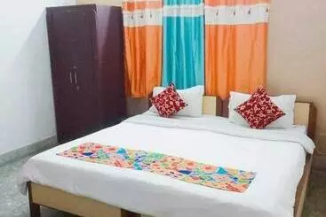 Hôtel Oyo 92310 Relax Inn