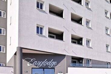 هتل آپارتمان Résidence Easy Lodge