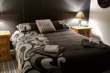 ユースホステル The Kings Head Inn