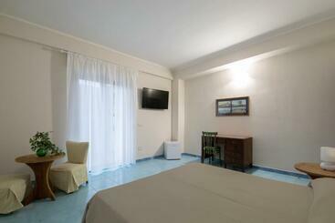 בית מלון כפרי Mangini