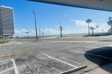 Motelli 1915 Beach Club