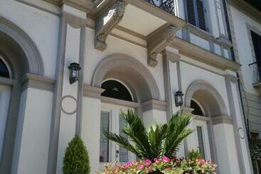 민박 New City Dofoúr