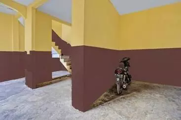 Hotel Oyo 3285 Wonoayu Residence Syariah