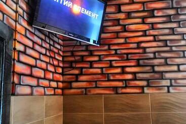 Yourhostel университет