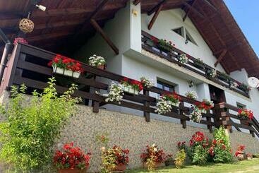 پانسیون Casa Maria