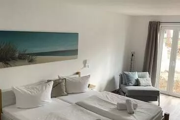 ベッドアンドブレックファースト Meerblau