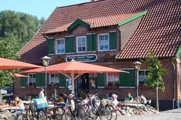 Отель & Gasthof Zur Linde