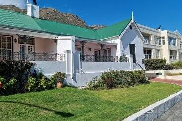 شقق خاصة سياحية Milkwood Cottage, Beachfront Family Vacation Home, Sleeps 6