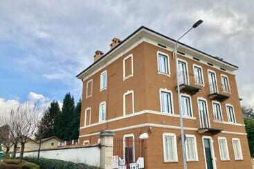 דירות לתיירים Alloggio Diana