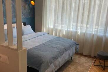 پانسیون Good Mood Chambres Et Suite