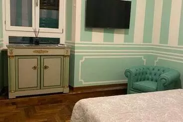 Pension Regal House Anzio Manetti 16