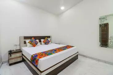 Hotel Oyo 89828 Chahat Palace