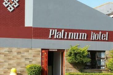 בית מלון כפרי Platinum