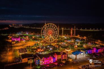 هتل Miramare Magnetic Beach