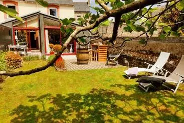 Aamiaismajoitus (B&B) Aux Trois Palmiers