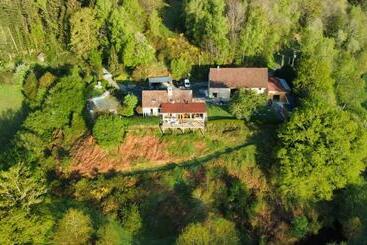 Nocleg ze śniadaniem Veyrinas 43