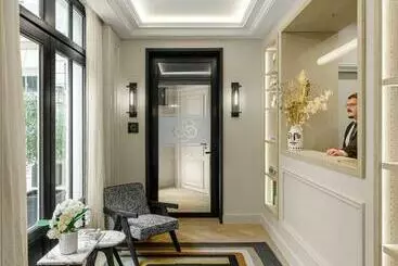 Apartahotel Black Door