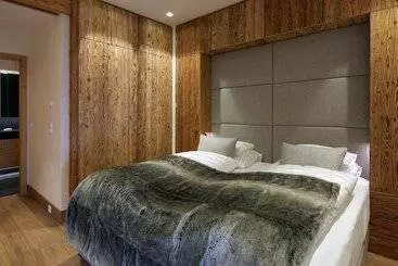 ホテル Arlberg Hospiz Chalet Suiten