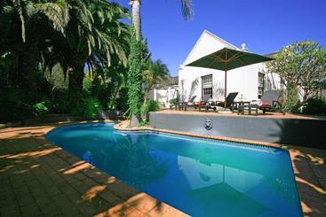 פנסיון 4-heaven Guest House