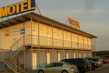 Tour Motel