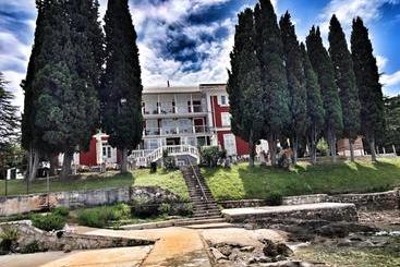 Villa Valdepian Apartments