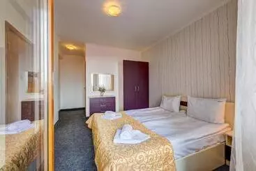 Turistihuoneistot Colorful 2bd Apartment With Indoor Fireplace And Mountain View