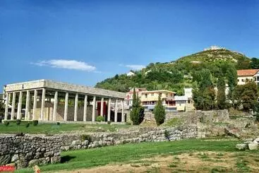 Hotel Mario, Shengjin