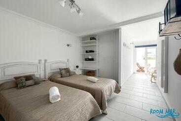 Turistlägenheter Room Mar Wifi Free , Private Bathroom And Terrace