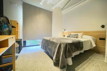 דירות לתיירים Apartamentos Mk77 León Lahoz