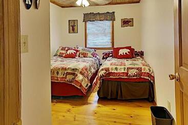 شقق خاصة سياحية Little House In The Big Woods