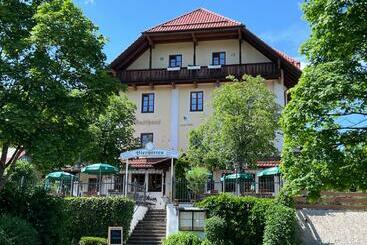 旅馆 Gasthaus Kampenwand Bernau